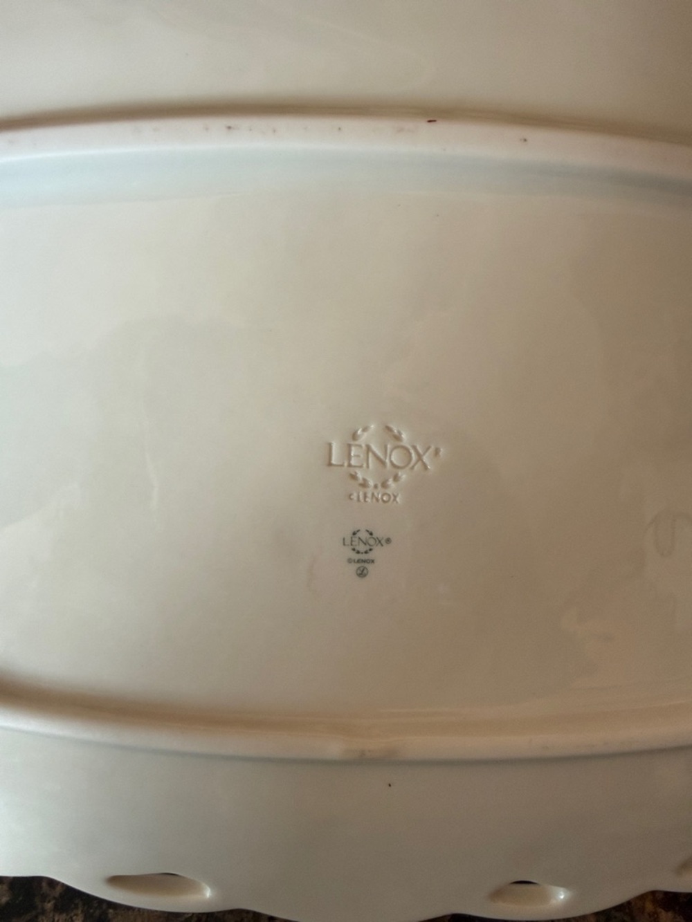 Lenox White Oval Ceramic Platter with Scalloped Edge - Picture 2 of 4